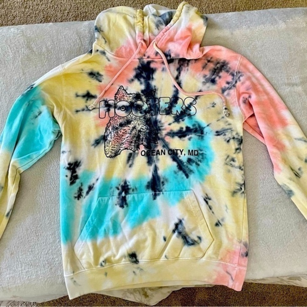 Hooters Tie-Dyed Hoodie